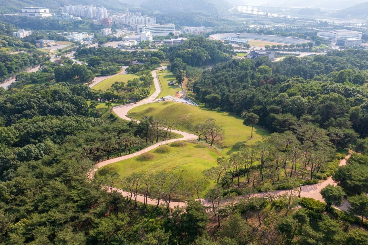 공주 무령왕릉과 왕릉원