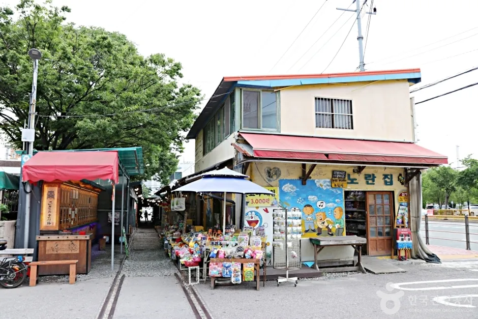 경암동철길마을 (3)