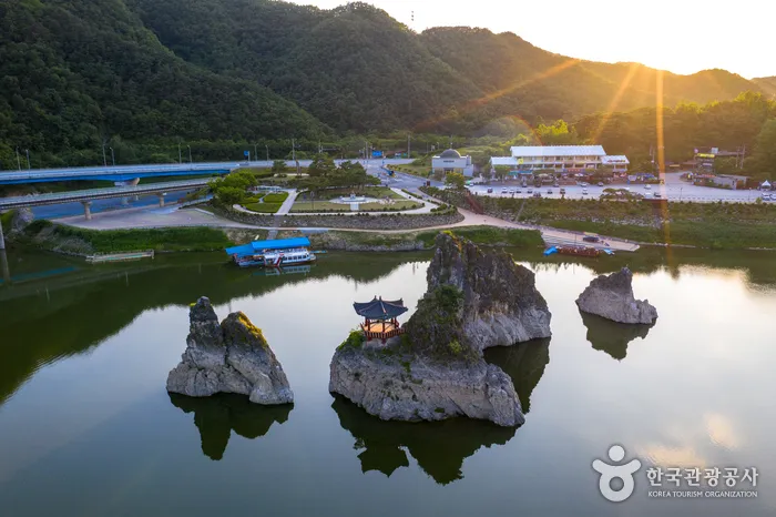 도담삼봉