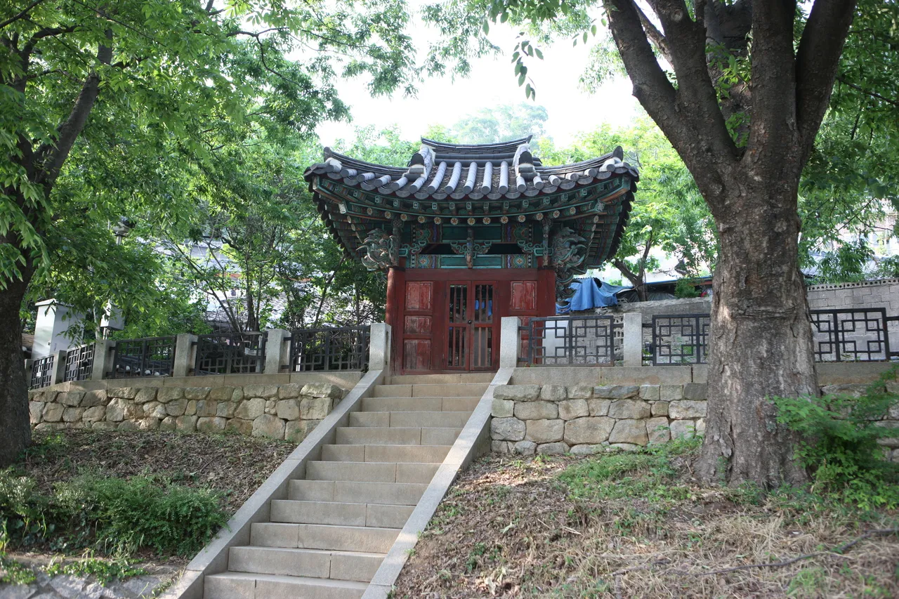 이목대