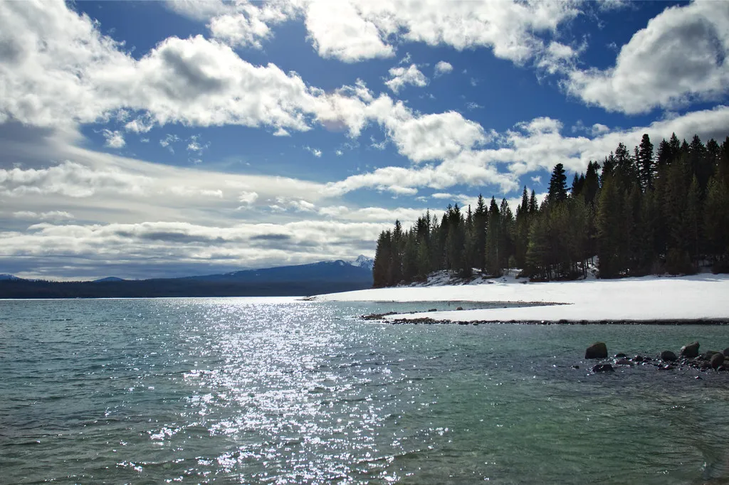 Crescent Lake in winter, Oregon