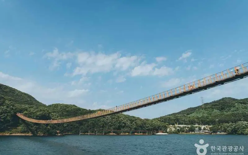 마장호수 출렁다리 사진