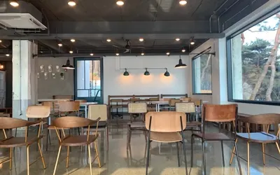 더 대청호 — 청주 카페