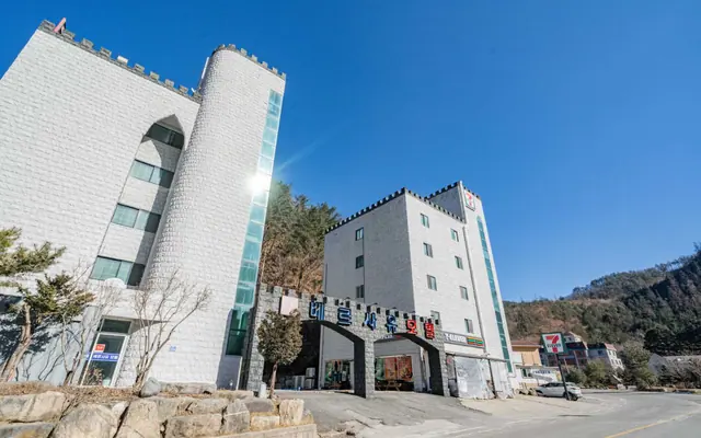 정선 베르사유모텔 — 정선 모텔