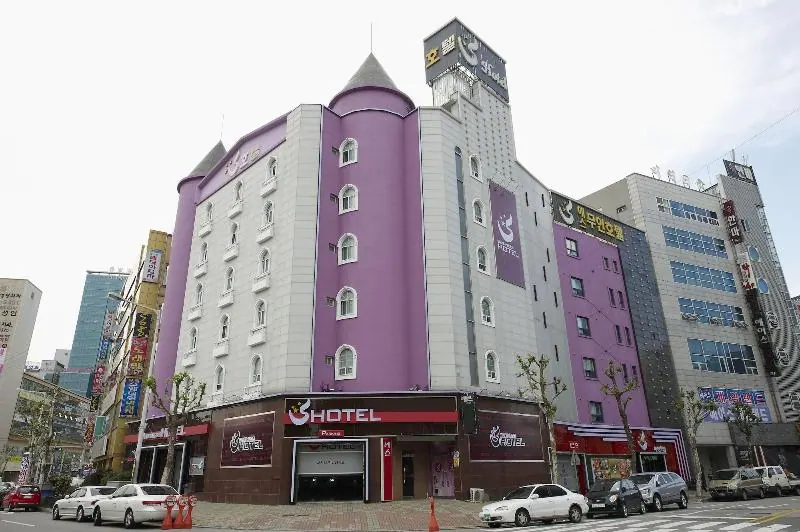 S Hotel 외관