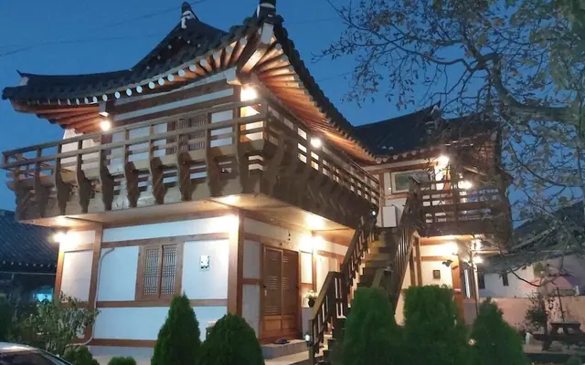 서라벌한옥관 — 경주 한옥