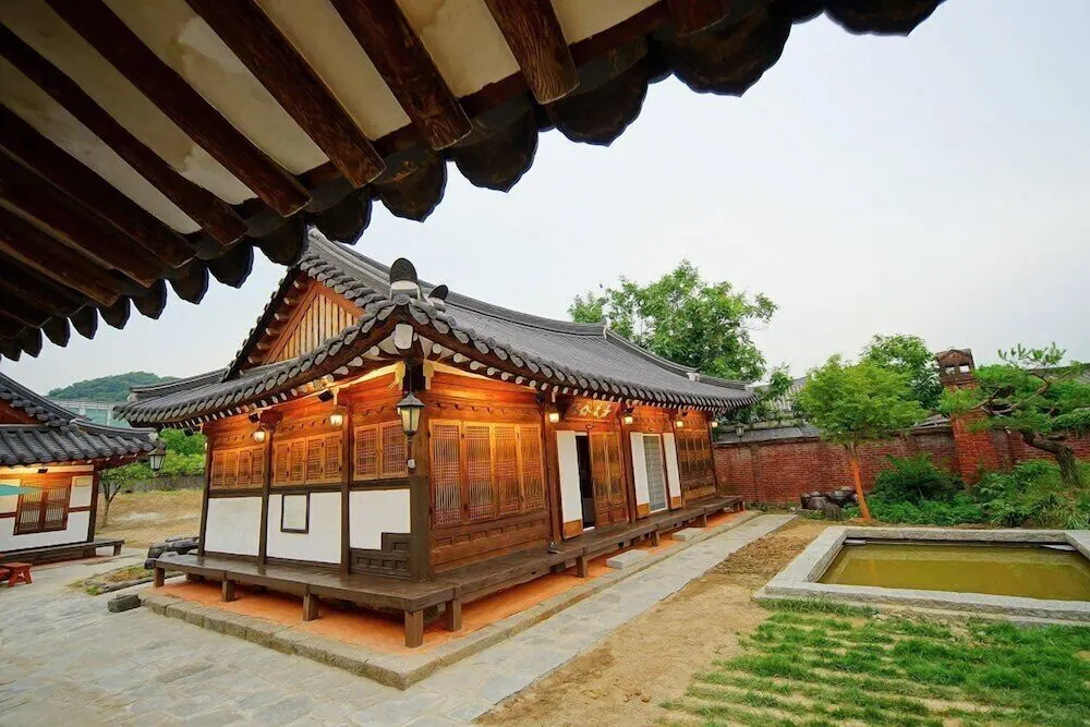 한옥호텔 동락원 대표 사진
