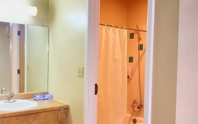 Garden Villa Hotel Bathroom