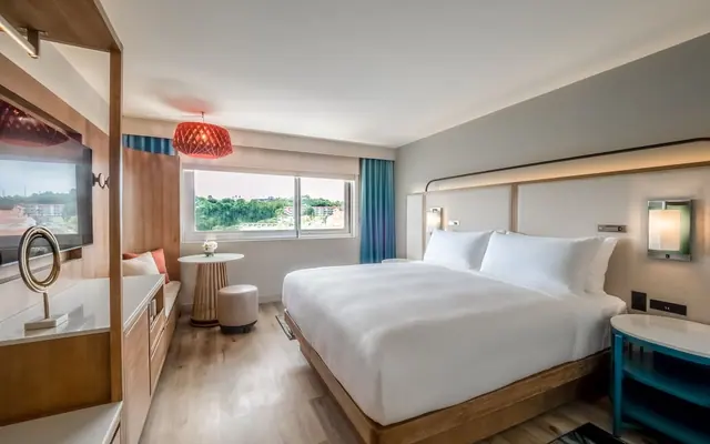 Crowne Plaza Guam Rooms