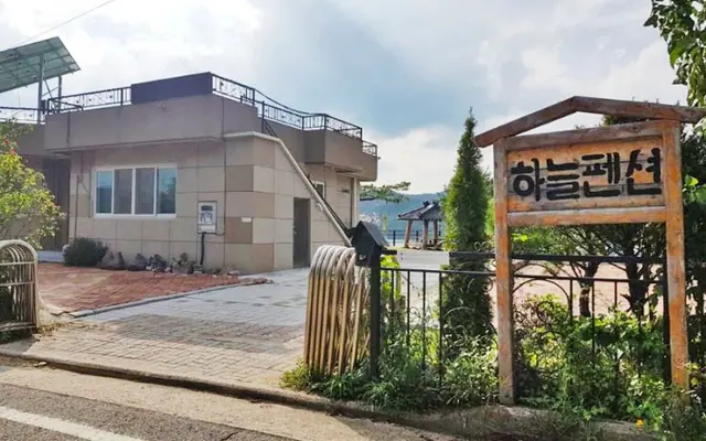 진안 용담댐하늘펜션 외관