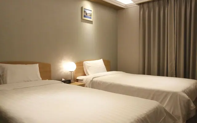 세종 호텔 — 제주 서부 호텔