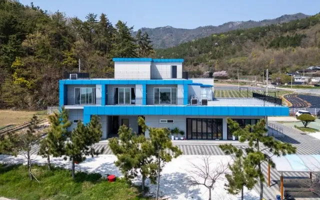 보성 객산카라반펜션 외관