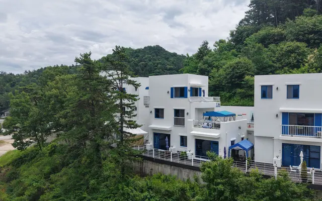 담양 산토리니펜션4동 — 담양 펜션