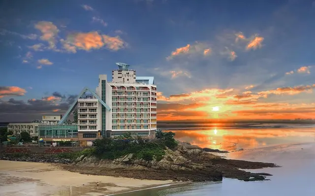 모항해나루가족호텔 외관
