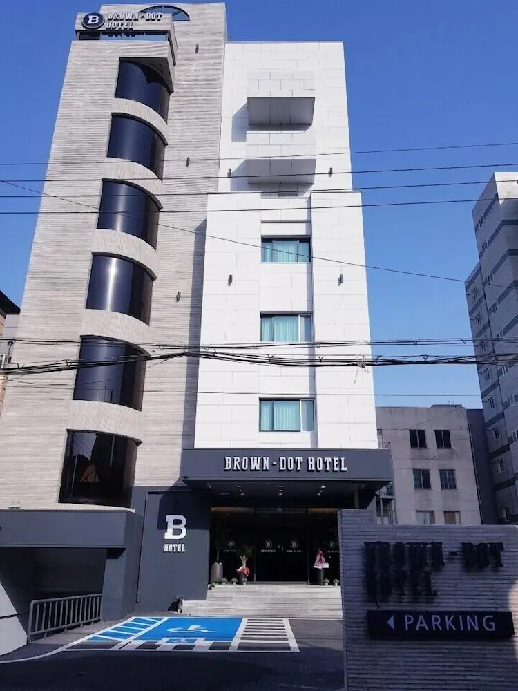 브라운도트호텔 포항 죽도점 외관