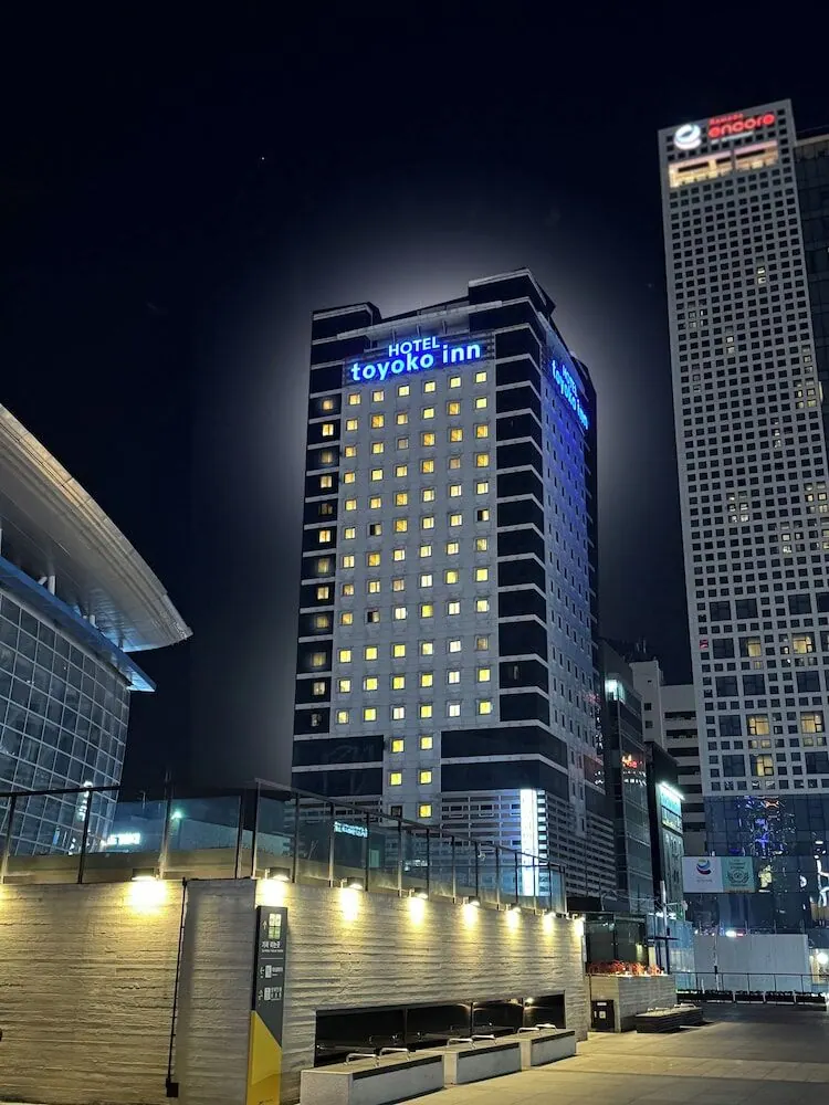 토요코인 부산역1 외관