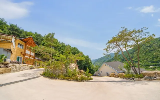 구례 덕영루펜션 외관