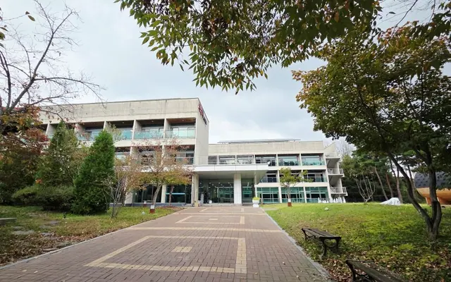 진안 홍삼빌 외관
