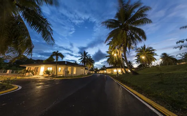 Pacific Palm Resort Exterior