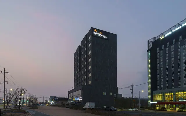 군산 리틀프린스 호텔&콘도 — 군산 호텔