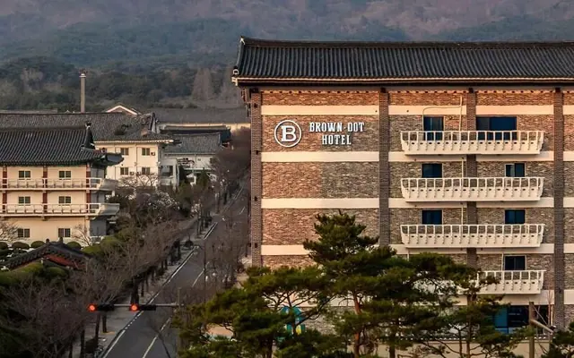 Brown-Dot Hotel Gyeongju — 경주 호텔