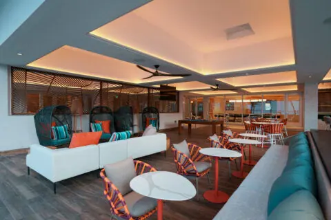 Crowne Plaza Guam Lobby & reception