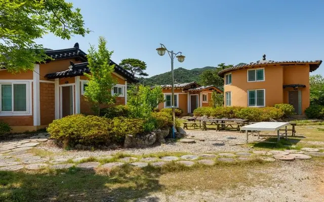 고창 황토복분자펜션 — 고창 펜션