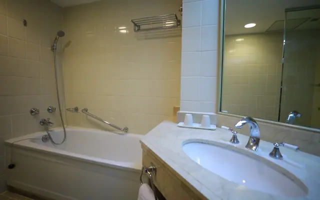 Grandvrio Resort Saipan Bathroom