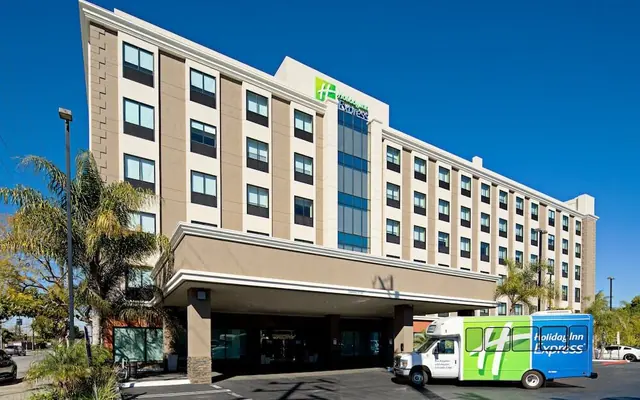 홀리데이 인 익스프레스 로스앤젤레스 공항 바이 IHG — 로스앤젤레스 기타