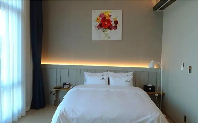 Tongyeong Bridge Hotel 객실