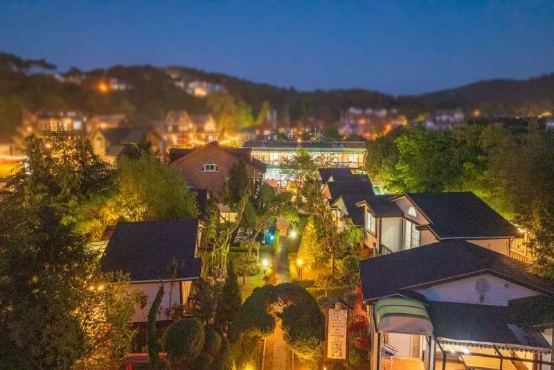 태안(안면도) 블루아라펜션 대표 사진