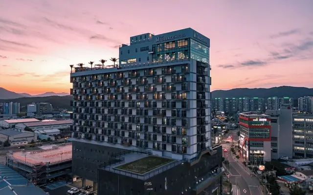 체스터톤스 경주 — 경주 기타