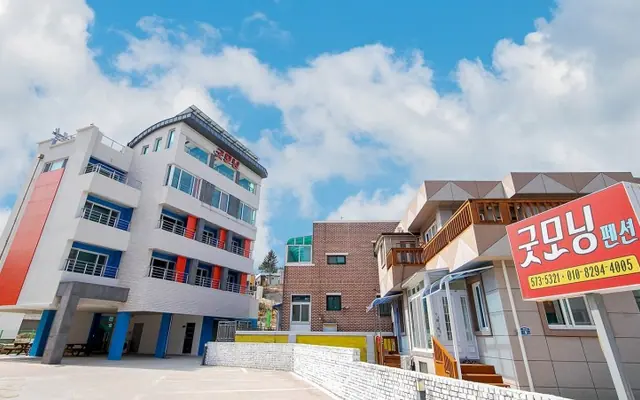 삼척 장호굿모닝펜션 외관