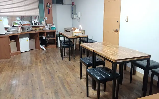 뉴 그랜드 호텔 조식·레스토랑