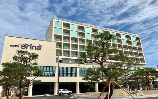 Hotel Arina 외관
