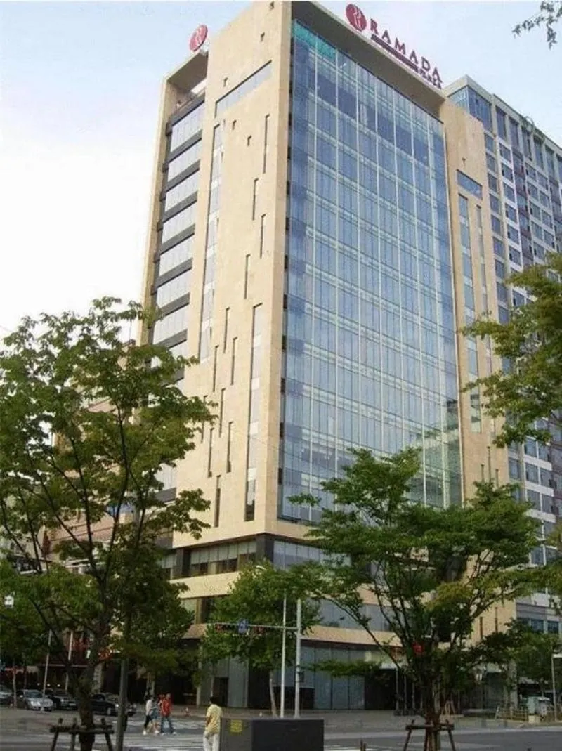 Ramada Plaza By Wyndham Gwangju 외관