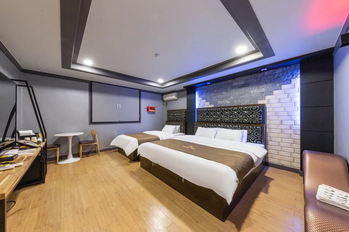 아산 리츠 대표 사진