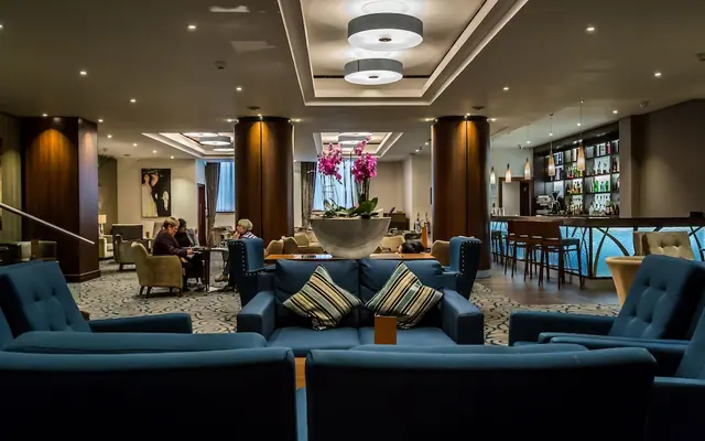 홀리데이 인 런던 - 켄싱턴 하이 스트리트 바이 IHG 로비·리셉션