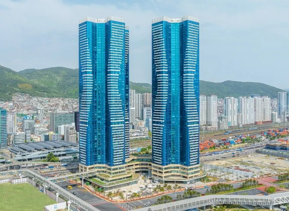 부킹더베이 대표 사진