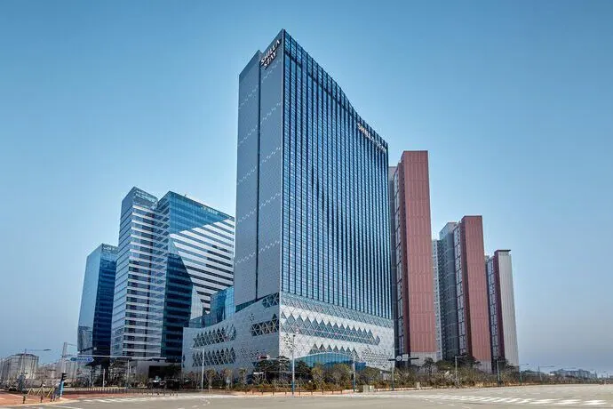 신라스테이 서부산 외관
