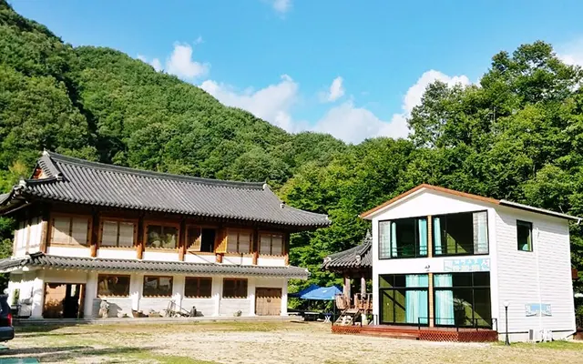 하동 자연으로펜션 외관