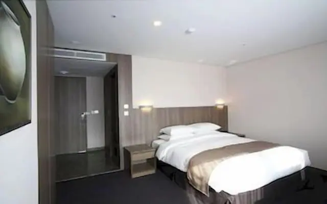 Amid Hotel Seoul — 서울 호텔