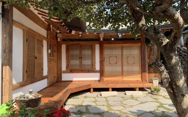 전주 한옥 데미샘 1937 — 전주 한옥