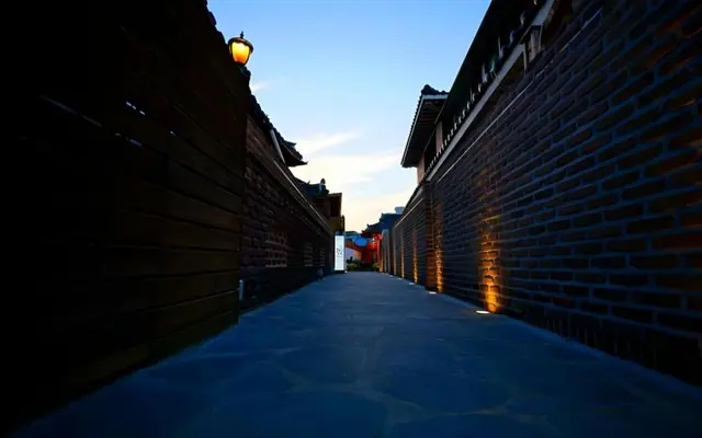 전주 한옥 숙박 체험관 — 전주 한옥