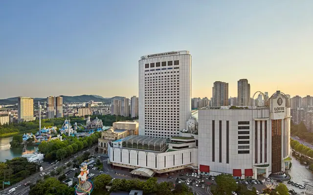 롯데호텔 월드 외관