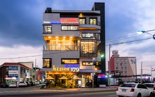 완도 호텔 코너 레지던스 외관