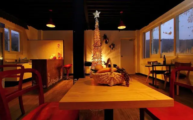 Afternoon Of The Forest Pension 조식·레스토랑