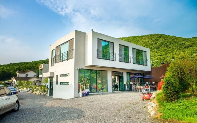 파주 W&J펜션 외관