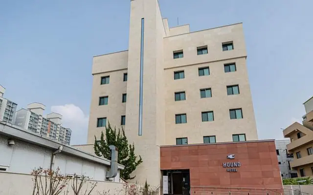 하운드 아산터미널점 외관
