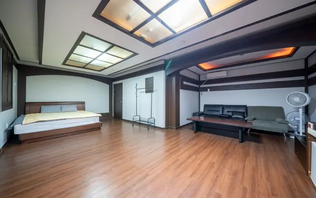 아산 만인 — 아산 기타